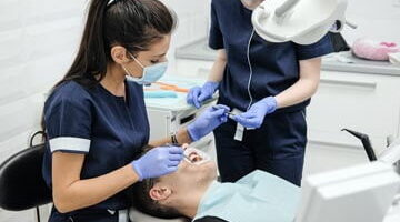 Silchar Dentist Doctor Specialist List – ये डेंटिस्ट डॉक्टर दांतों के इलाज में स्पेशलिस्ट हैं