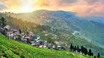 How to Reach Darjeeling by Bus, Train, Flight