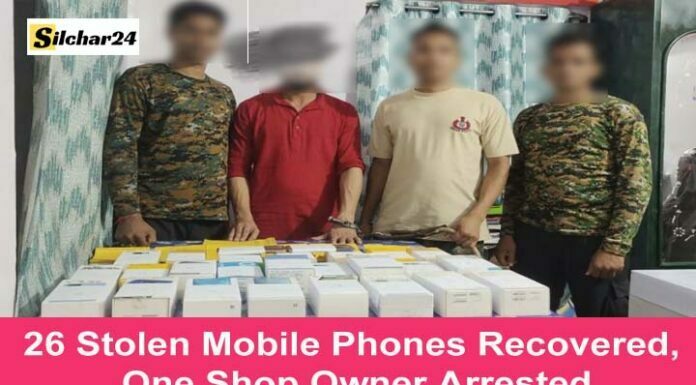 26 stolen mobile phones recovered, one shop owner arrested